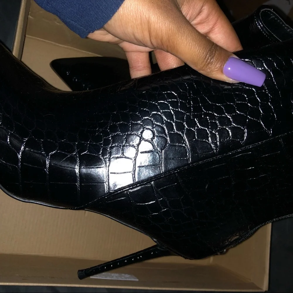 Steve Madden Valiant Heeled Bootie in Black Crocodile - Picture 5 of 5